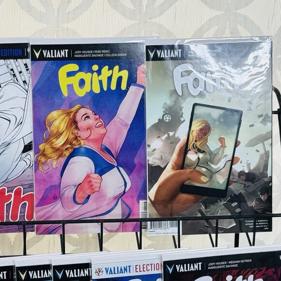 Faith 3-4 Volume 2: 1-6 & Coloring Book W/ Variants Lot Valiant Comics - Picture 4 of 7